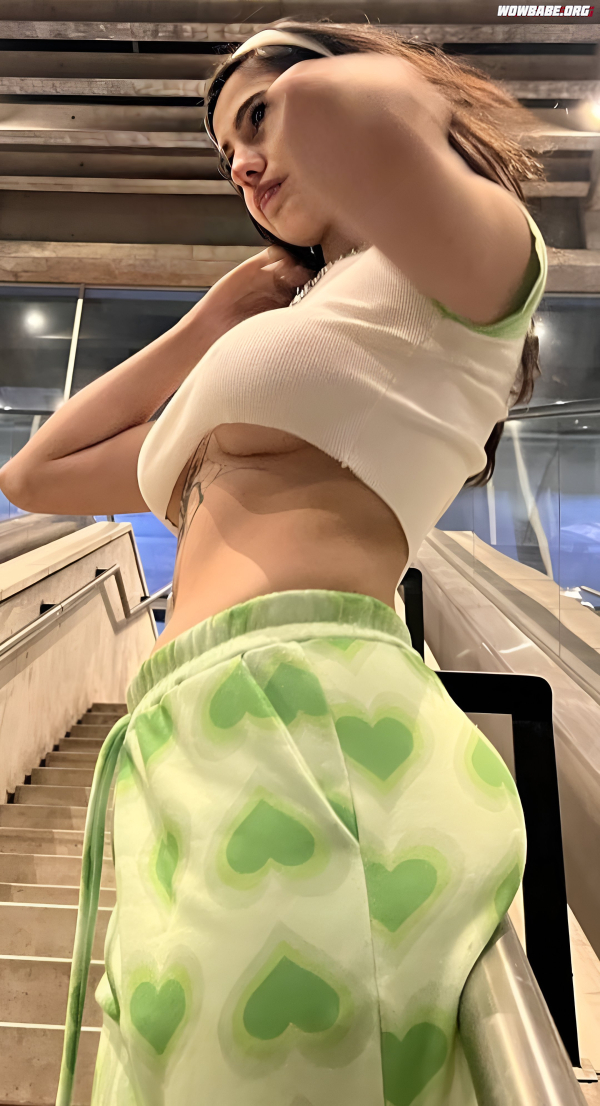 661282319_0lkem5wowbabe-org.jpg