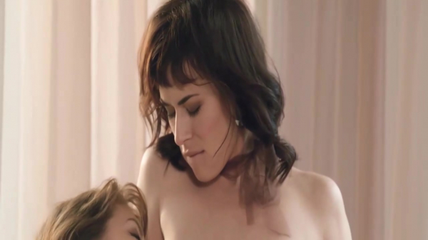 633972618_0jih1mgx6lesbiangirl-org_05.jpg