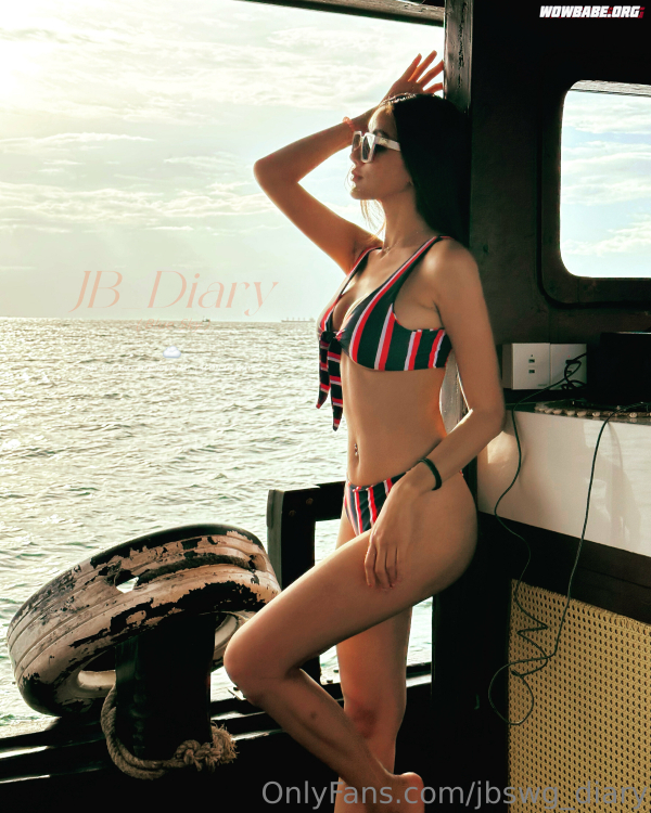702771689_9wgxs8wowbabe-org.jpg