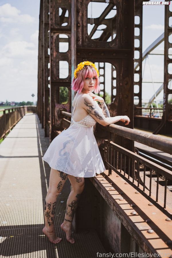 691764548_6kmow6wowbabe-org.jpg