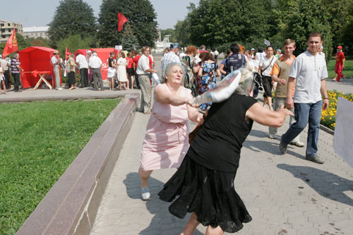 komun1.jpg