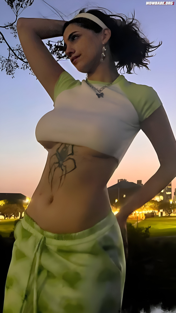 661285002_7yrww1wowbabe-org.jpg